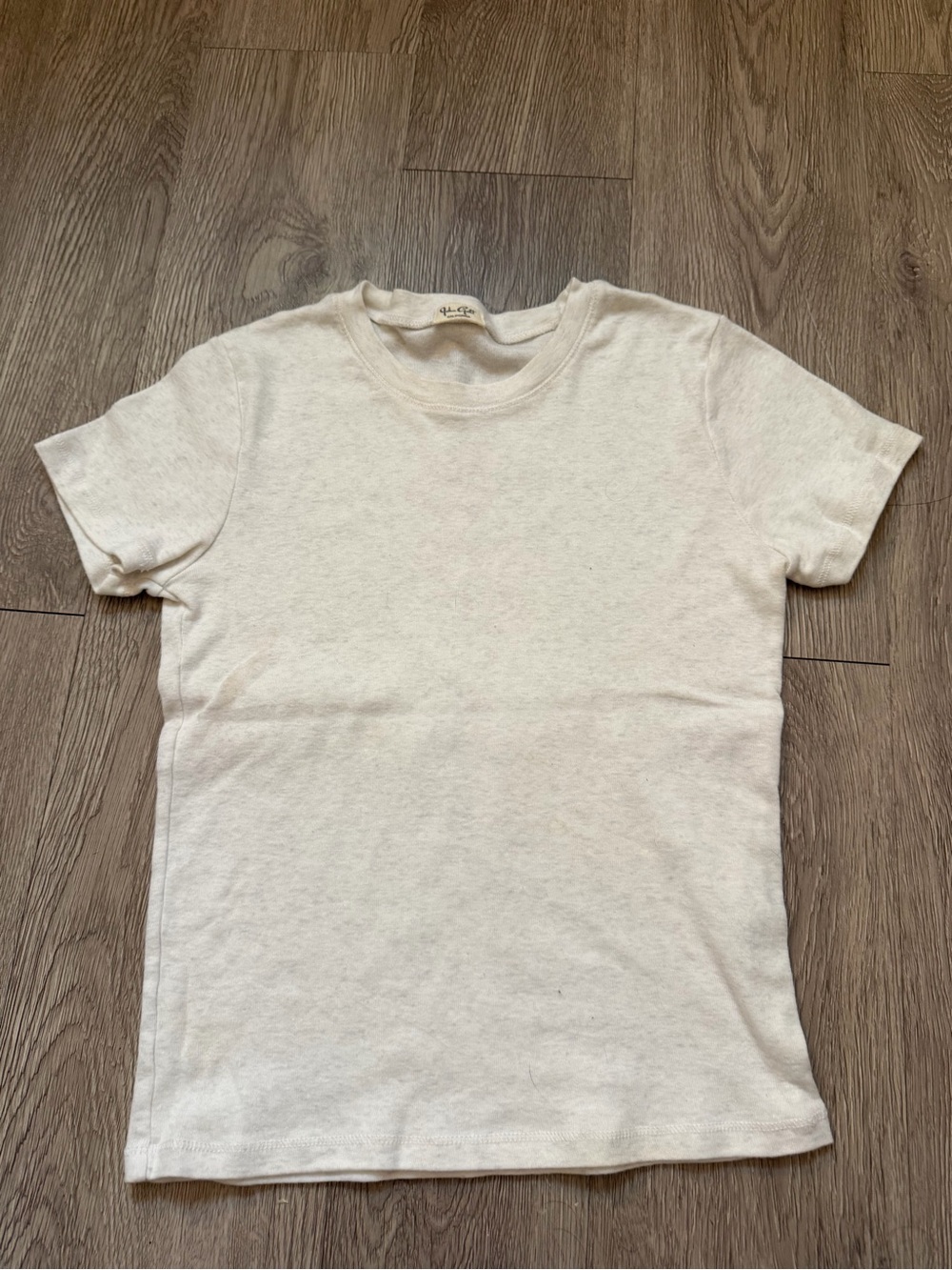 Brandy Melville Cream Short Sleeve Crewneck Tee